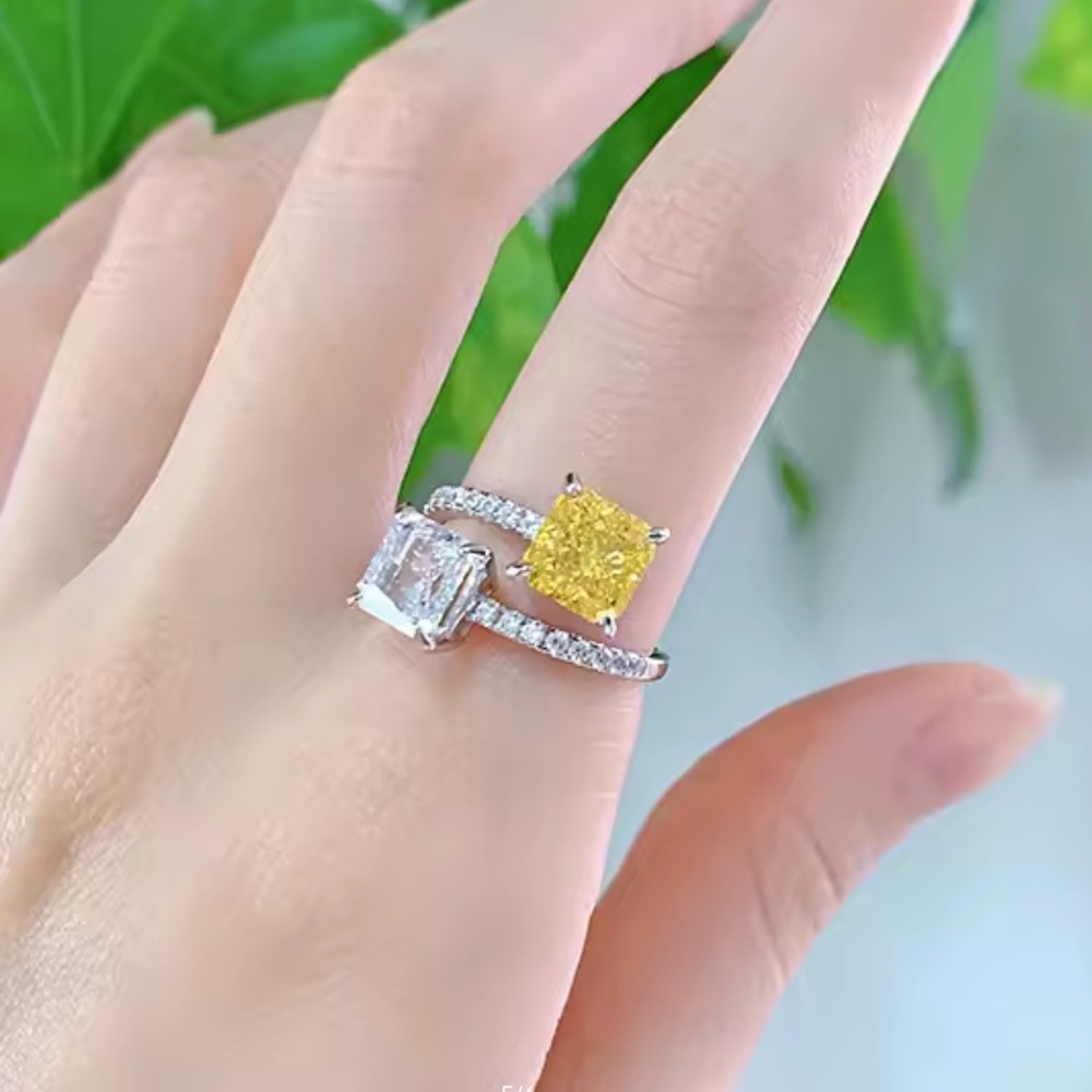18k 2.6ct Radiant Cut Wrap Ring - Picture 11 of 11